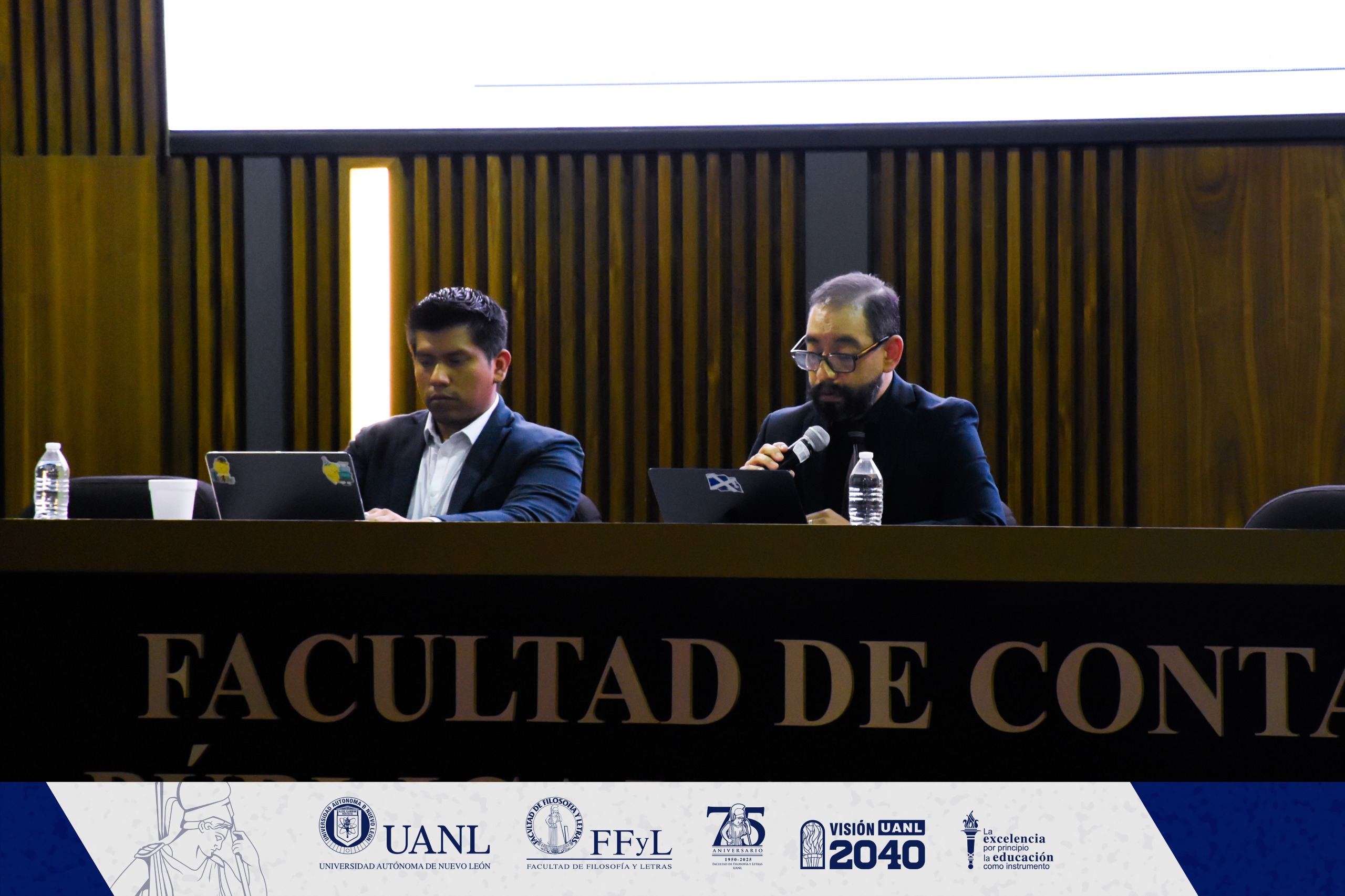 Reflexionan sobre los retos y tensiones de la educación en el siglo XXI