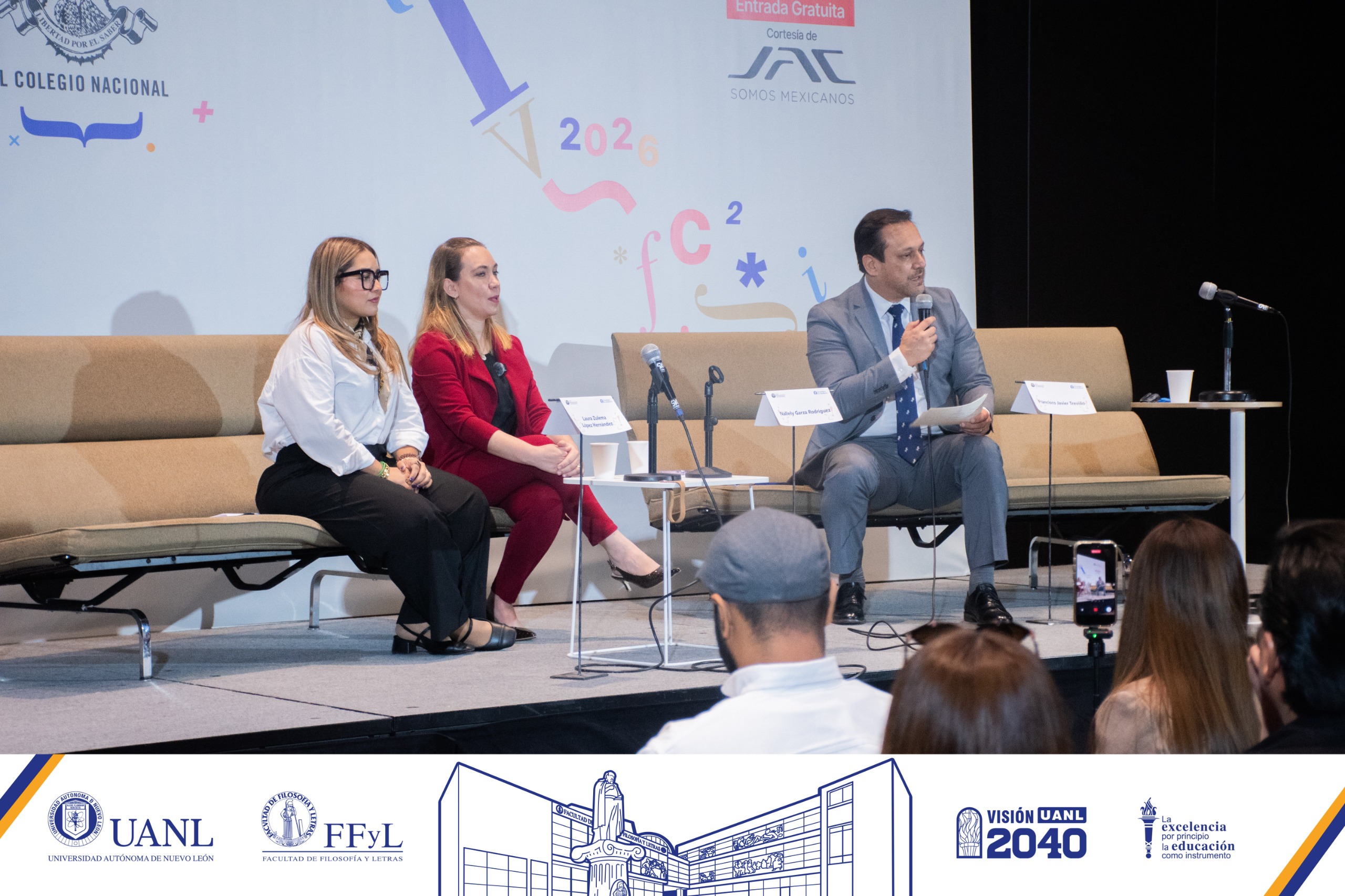 Presentan libro sobre los retos de la enseñanza y traducción de lenguas extranjeras en la FIL Monterrey 2026